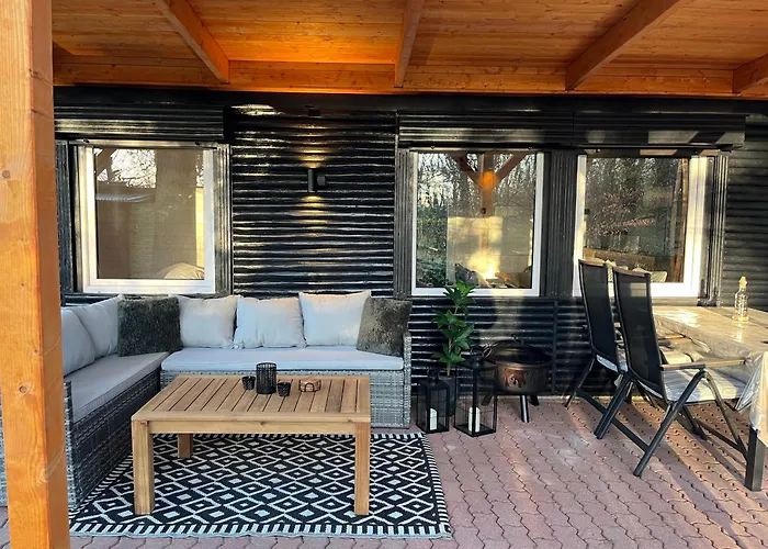 Forest Lodge, Neu Ruhige Lage, Elegant Und Modern, Hunde Willkommen 別荘 Kromlau