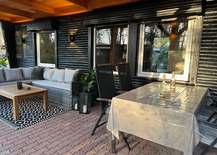 Forest Lodge, Neu Ruhige Lage, Elegant Und Modern, Hunde Willkommen 別荘 *